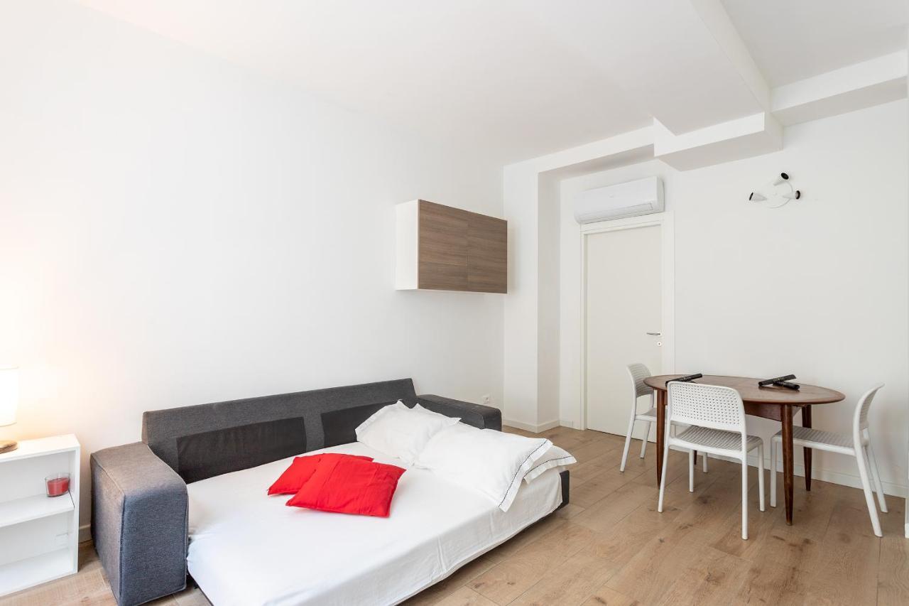 City Centre Apartment - 10 Minutes To Duomo - Free Wifi E Netflix Milán Exteriér fotografie