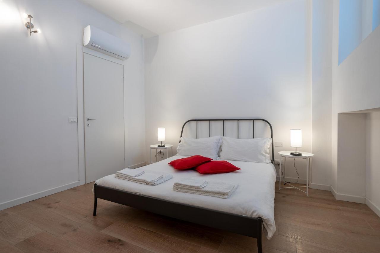 City Centre Apartment - 10 Minutes To Duomo - Free Wifi E Netflix Milán Exteriér fotografie